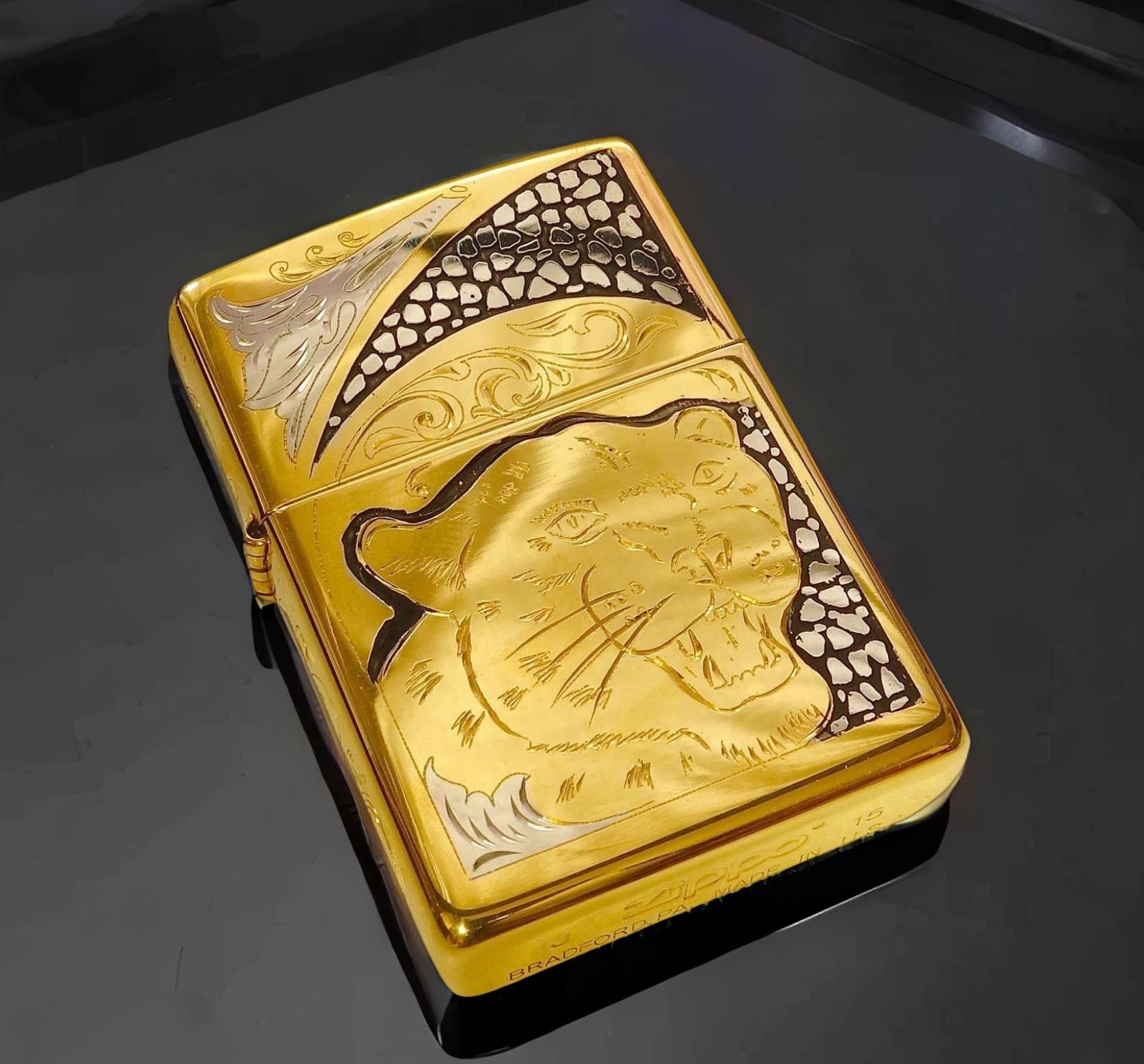 Зажигалка Zippo с гравировкой "Пантера"